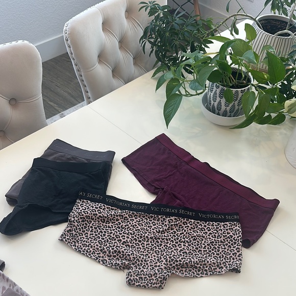 Victoria's Secret + PINK Women's Panties Set - Multicolor - Picture 4 of 7